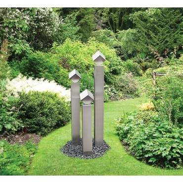 Gartenbrunnen aus Edelstahl mit 3 Säulen